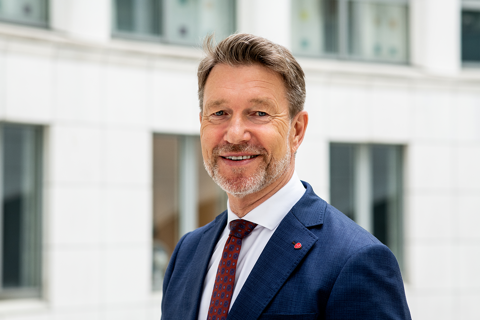 Olje- og energiminister Terje Aasland