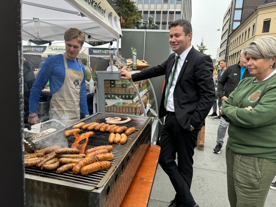 Geir Pollestad vitjar Metervare på Matstreif