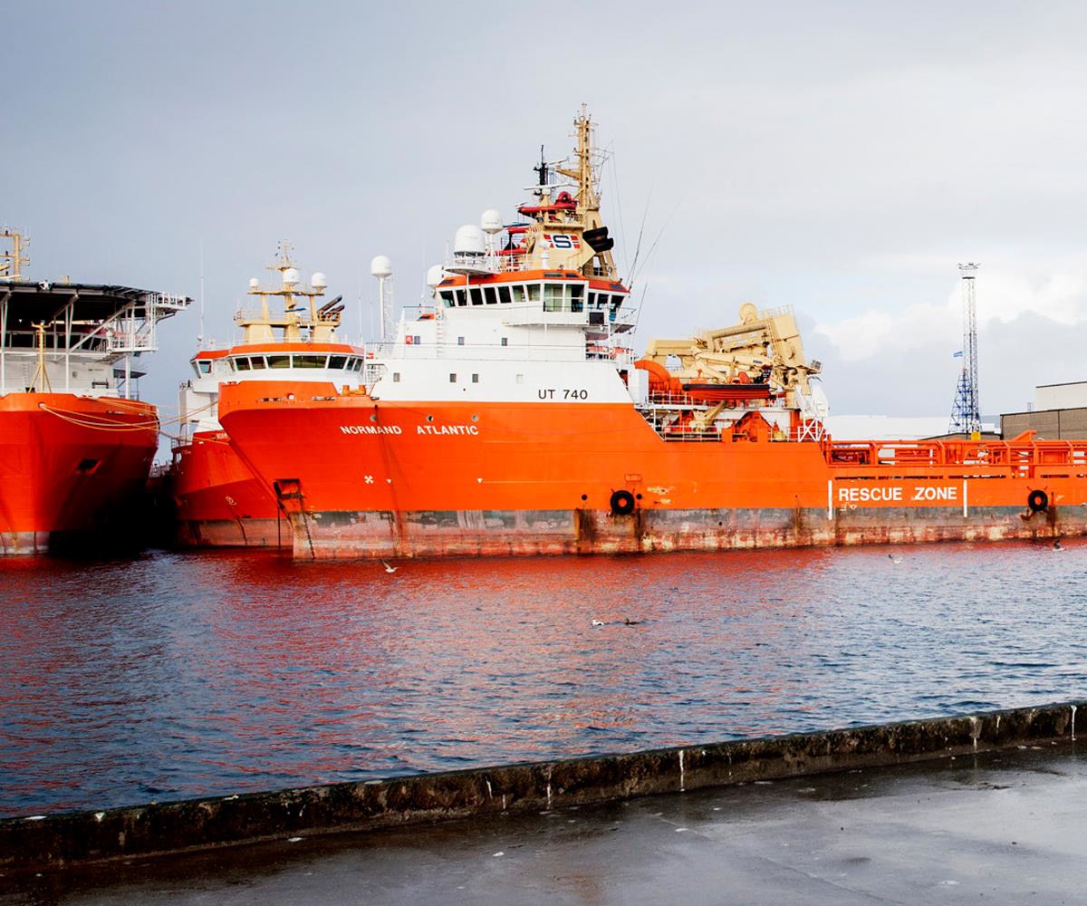 Tre fartøy i havnen i Haugesund.