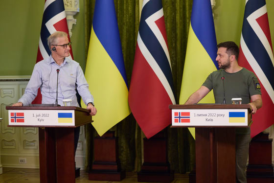 Statsminister Jonas Gahr Støre i Kyiv 1. juli 2022.