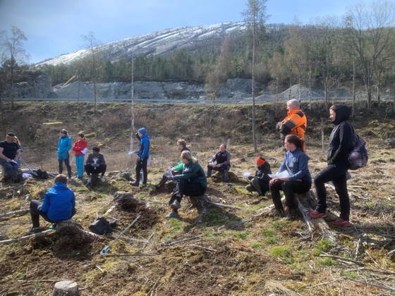 Opplæring av kandidatar en maikveld i Gloppen kommune.