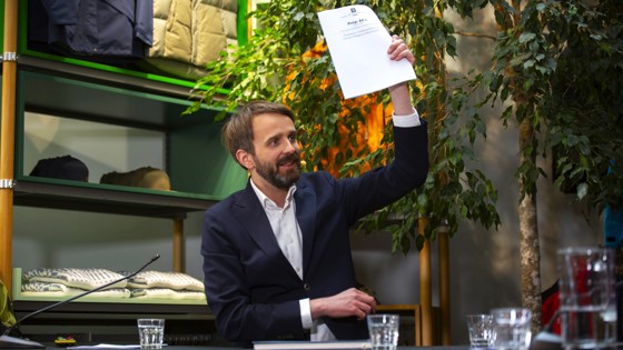 Jan Christian Vestre under presentasjonen av endringene i brukthandellova