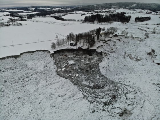 Dronefoto av skredområdet i Gjerdrum.