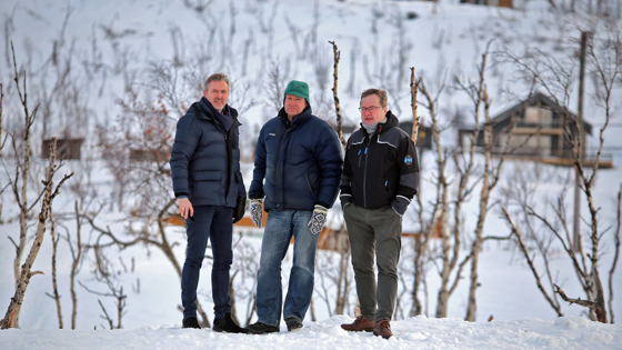 Eirik Palm - Finnmarkseiendommen, Tor Håvard Sund - Finnmark skogselskap og miljøvernrådgiver Tom Eirik Ness på befaring i Repparfjorddalen.