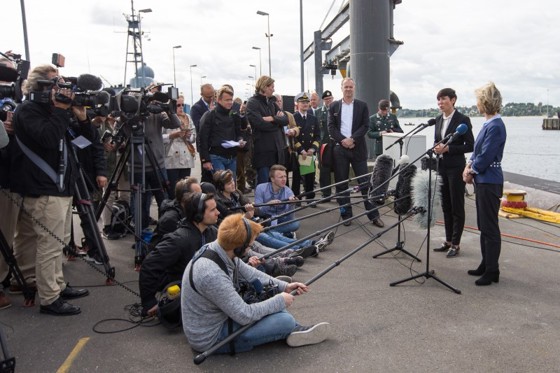 Minister of Defence, Ine Eriksen Søreide, met her German colleague, Ursula von der Leyen, at Eckernföerde naval base today for a bilateral meeting celebrating the start of German-Norwegian naval defence materiel cooperation.