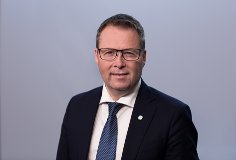 Forsvarsminister Bjørn Arild Gram (Sp)