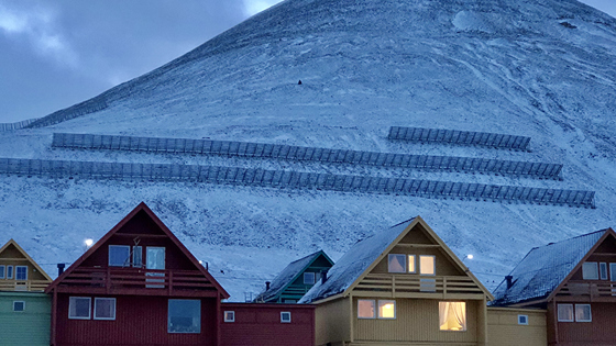 Boliger og skredsikring ved Sukkertoppen i Longyearbyen