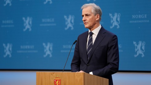 Statsminister Jonas Gahr Støre på pressekonferanse om situasjonen i Ukraina 24. februar 2022.