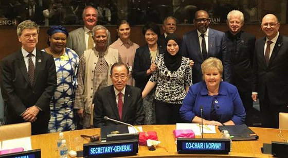 Pådrivergruppen for bærekraftsmålene, med blant andre generalsekretær Ban Ki-moon, statsminister Erna Solberg, kronprinsesse Victoria av Sverige ogskuespiller Forest Withtaker. Foto: Espen Gullikstad, UD