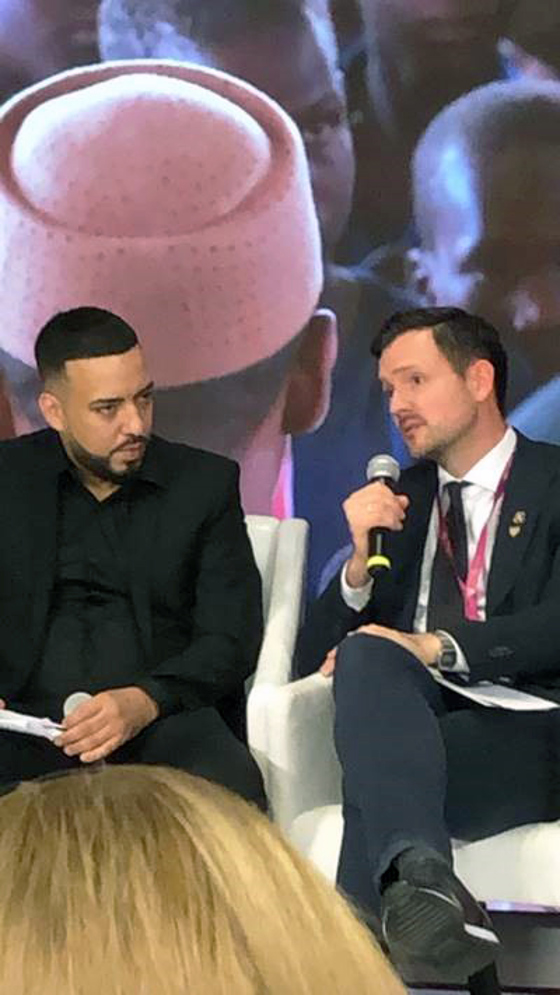 Rapperen French Montana og utviklingsminister Ulstein sier at Education Cannot Wait. Bilde: Kari Riisøen