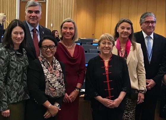 Stortingsrepresentant Ingjerd Schou sammen med bl.a. EUs Federica Mogherini og FNs høykommissær for menneskerettigheter, Michelle Bachelet. Foto: Kristin Hefre, UD