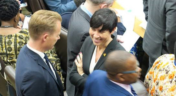 Utenriksminister Eriksen Søreide med Danmarks utenriksminister Jeppe Kofod. Foto: Kjetil Elsebutangen, UD